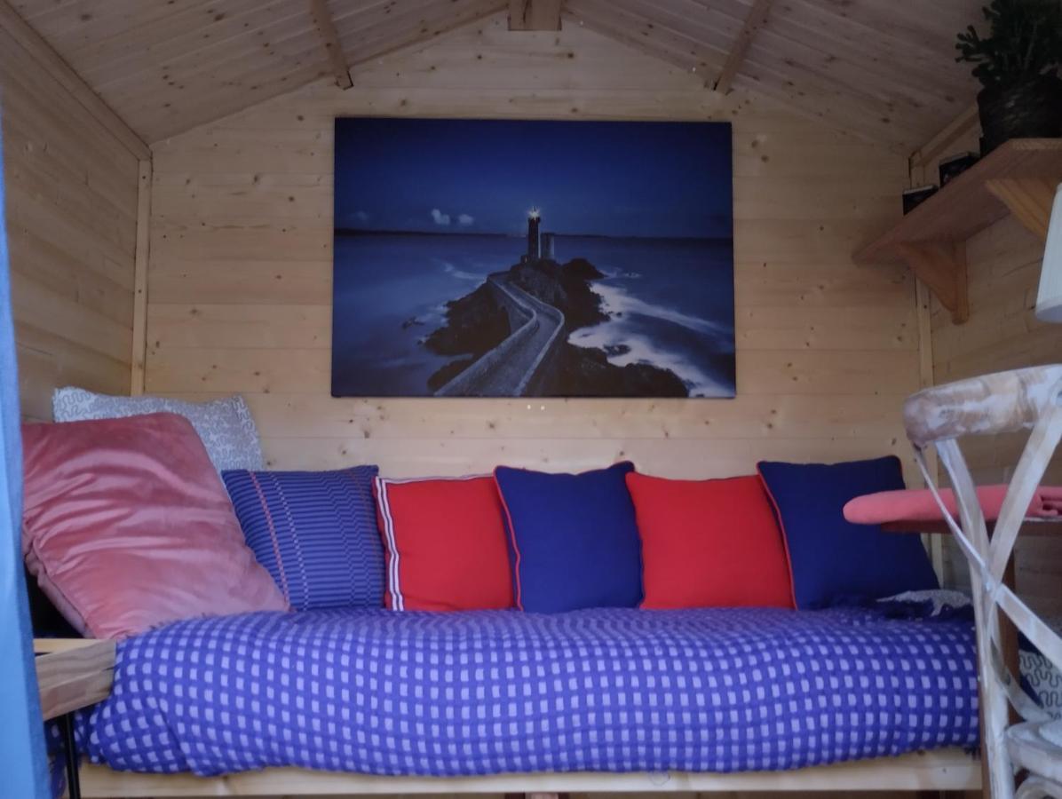 La Cabine Du Capitaine 4M² - Sdb Partagee Exterieure Chavagne Dış mekan fotoğraf